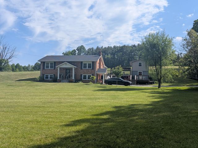 4003 Webbs Mill RD NW, Riner, VA 24149