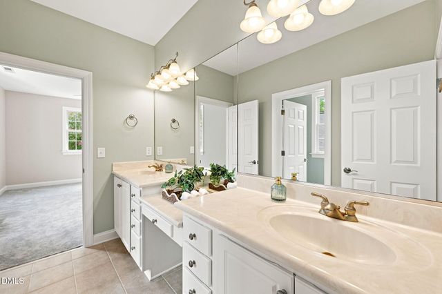 20078 Long, Chapel Hill, NC 27517