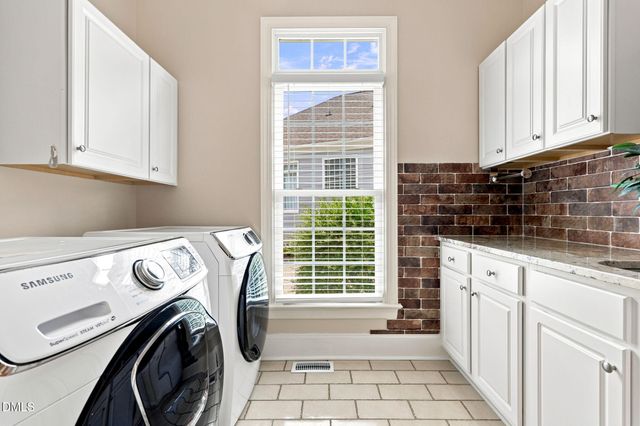 20078 Long, Chapel Hill, NC 27517