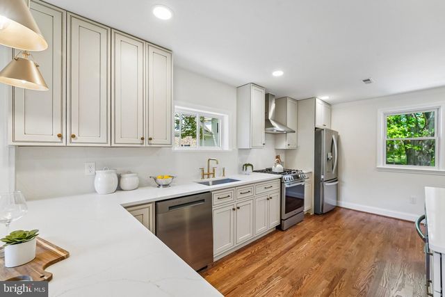 3045 SAINT JOHNS LN, Ellicott City, MD 21042