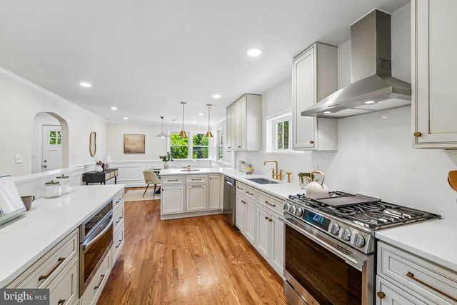 3045 SAINT JOHNS LN, Ellicott City, MD 21042