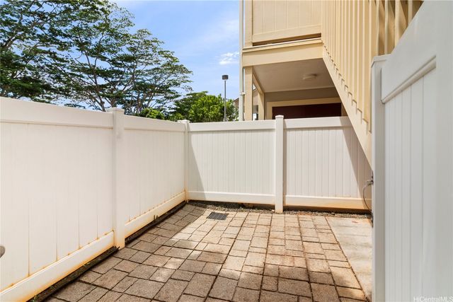 95-996 Ukuwai Street 406, Mililani, HI 96789