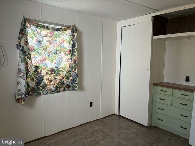 6427 BACK CREEK RD, High View, WV 26808