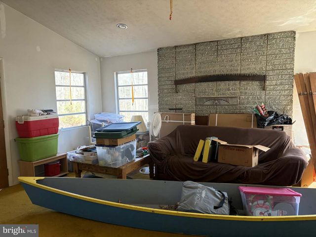 6427 BACK CREEK RD, High View, WV 26808