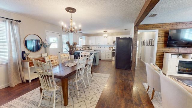 9497 FM 804, Larue, TX 75770