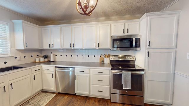 9497 FM 804, Larue, TX 75770