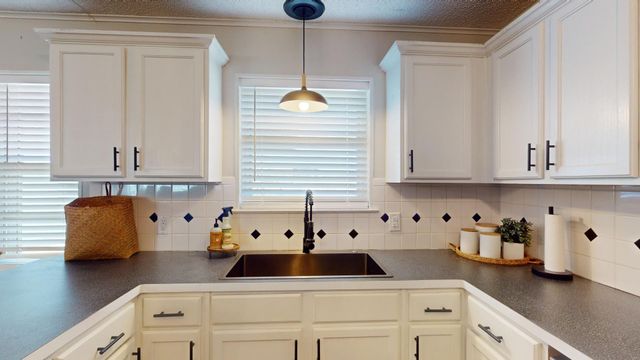 9497 FM 804, Larue, TX 75770