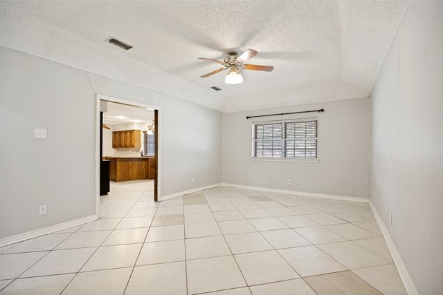 1138 Mill Springs, Richardson, TX 75080