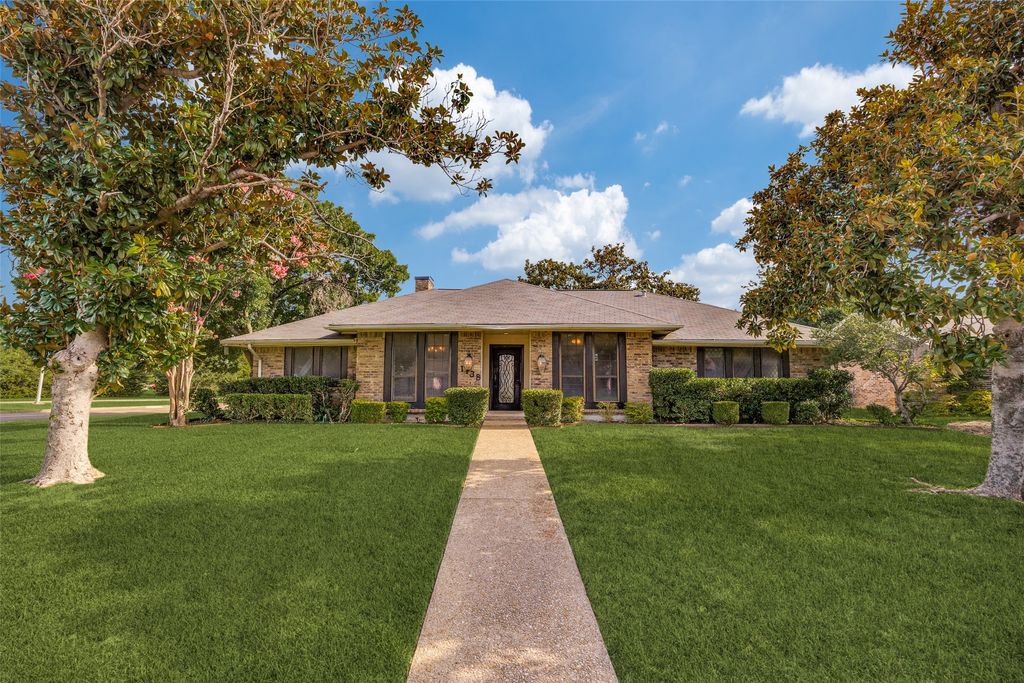 1138 Mill Springs, Richardson, TX 75080