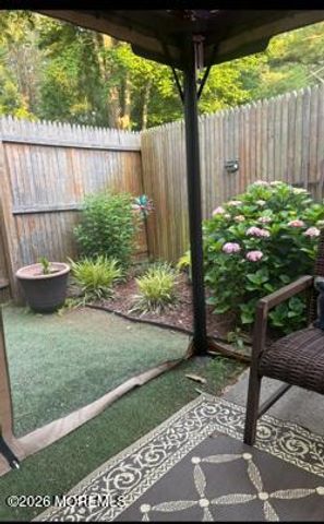 8 Dickenson Court, Freehold, NJ 07728