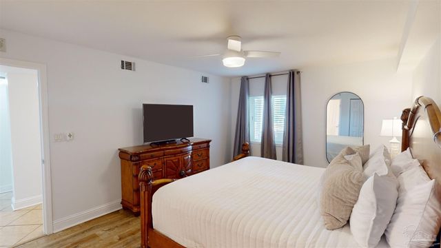 16284 Perdido Key Dr 712, Pensacola, FL 32507