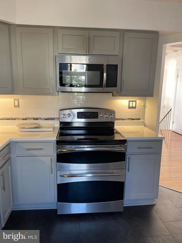 5235 HIL MAR DR, District Heights, MD 20747