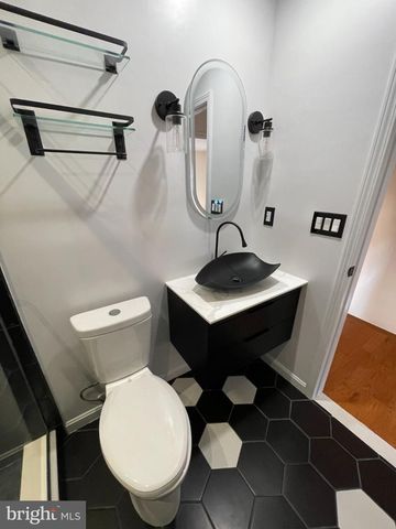 5235 HIL MAR DR, District Heights, MD 20747