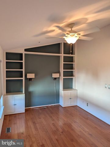5235 HIL MAR DR, District Heights, MD 20747