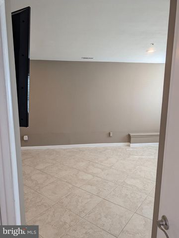 5235 HIL MAR DR, District Heights, MD 20747