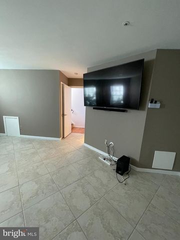 5235 HIL MAR DR, District Heights, MD 20747