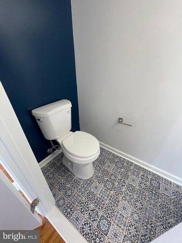 5235 HIL MAR DR, District Heights, MD 20747