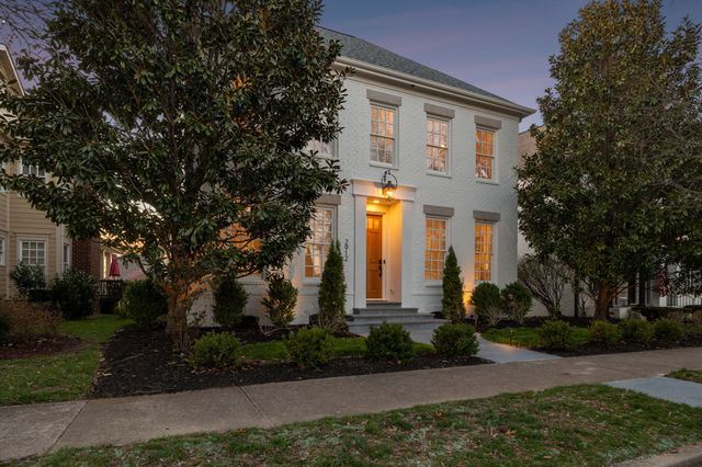 2912 Americus Dr, Thompsons Station, TN 37179