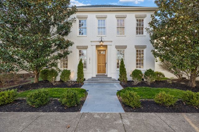 2912 Americus Dr, Thompsons Station, TN 37179