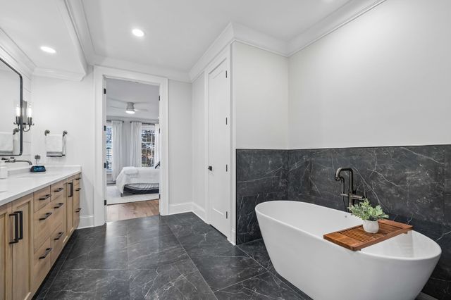 2912 Americus Dr, Thompsons Station, TN 37179