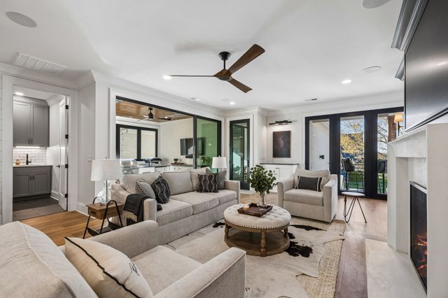 2912 Americus Dr, Thompsons Station, TN 37179