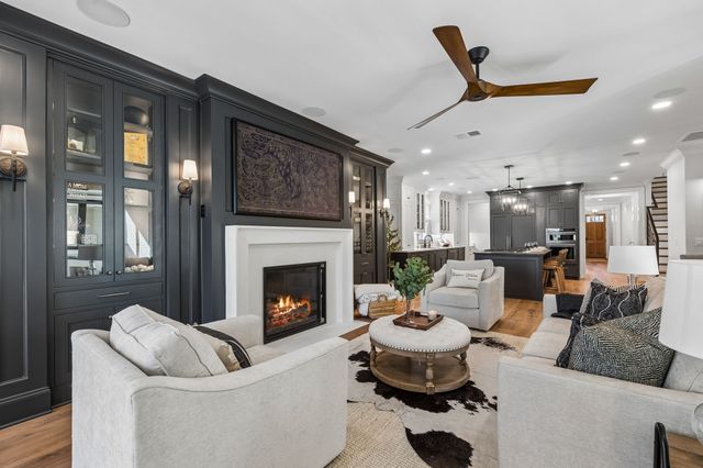 2912 Americus Dr, Thompsons Station, TN 37179