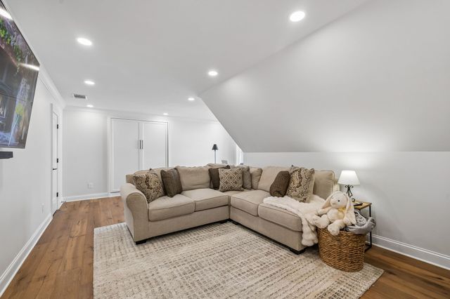 2912 Americus Dr, Thompsons Station, TN 37179