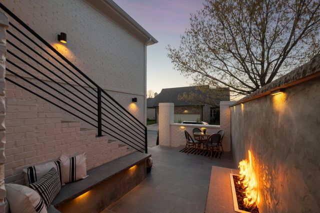 2912 Americus Dr, Thompsons Station, TN 37179