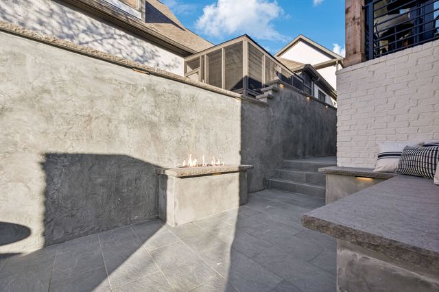 2912 Americus Dr, Thompsons Station, TN 37179