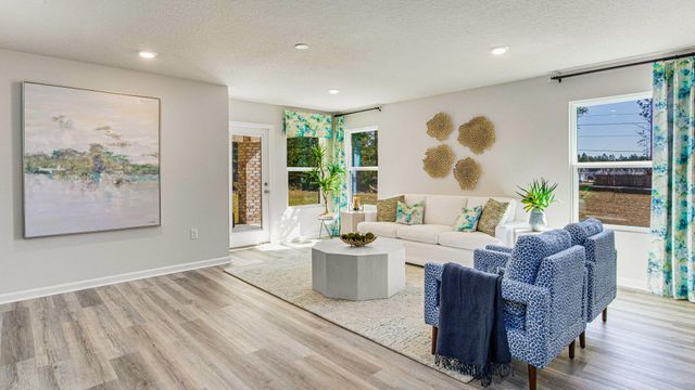 3088 Heritage Plantation Boulevard, Laurel Hill, FL 32567