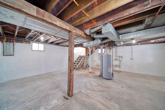 808 Wildwood Avenue, Jackson, MI 49202