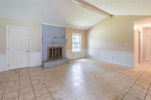 950 Doeskin Drive NW, Conyers, GA 30012