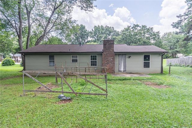 950 Doeskin Drive NW, Conyers, GA 30012
