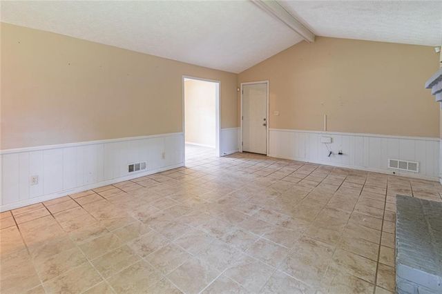 950 Doeskin Drive NW, Conyers, GA 30012