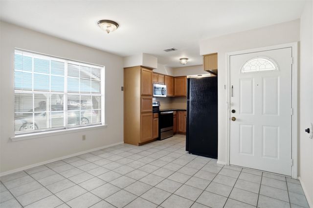 2318 Lindblad Court, Arlington, TX 76016