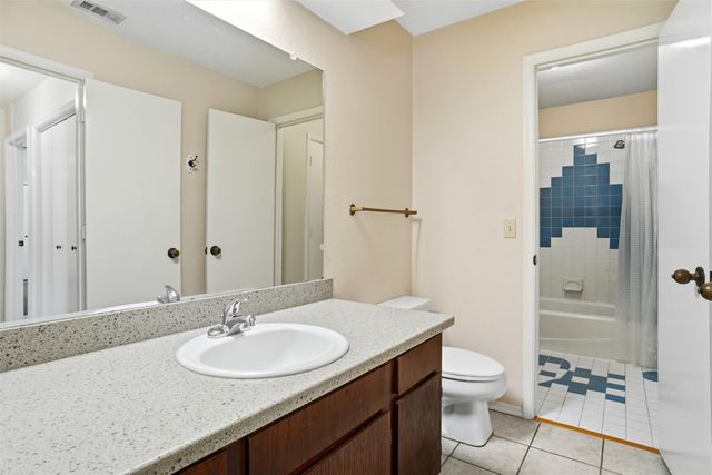 2318 Lindblad Court, Arlington, TX 76016