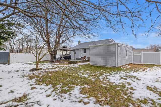 449 51st Street, Lindenhurst, NY 11757