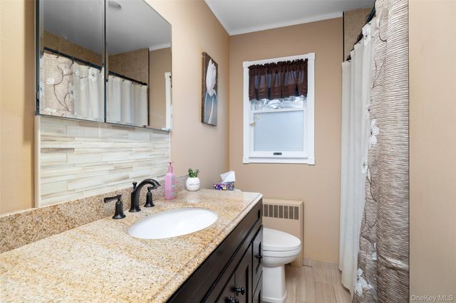 449 51st Street, Lindenhurst, NY 11757