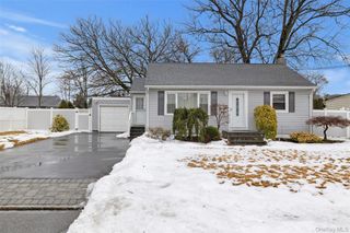 449 51st Street, Lindenhurst, NY 11757