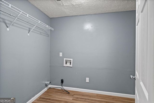 3214 SE Headrick Circle, Dalton, GA 30721