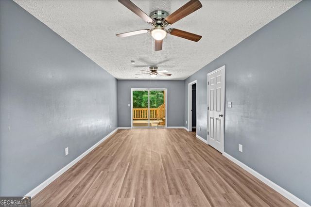 3214 SE Headrick Circle, Dalton, GA 30721