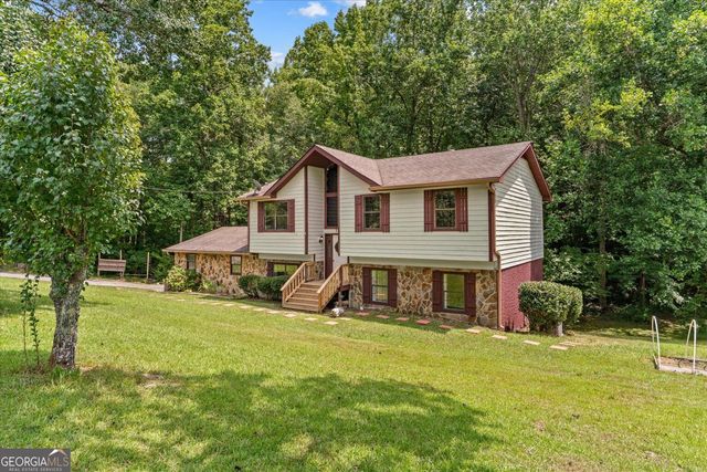 3214 SE Headrick Circle, Dalton, GA 30721