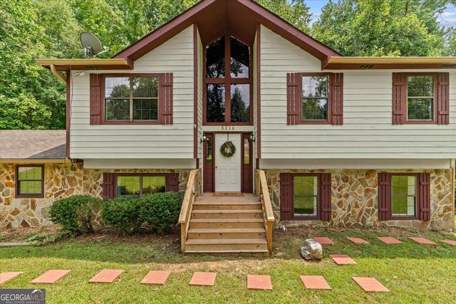 3214 SE Headrick Circle, Dalton, GA 30721