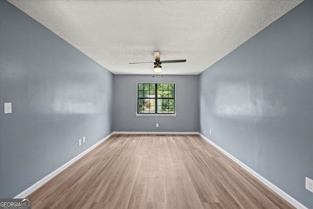 3214 SE Headrick Circle, Dalton, GA 30721