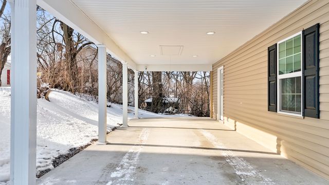 140 E Main Street, Flemingsburg, KY 41041