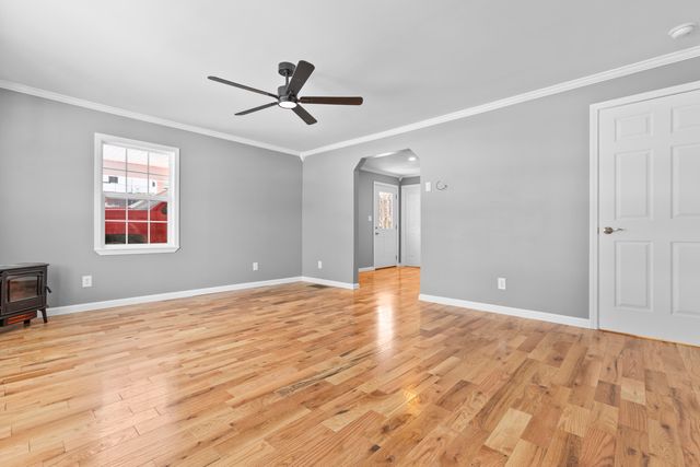 140 E Main Street, Flemingsburg, KY 41041