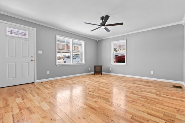 140 E Main Street, Flemingsburg, KY 41041