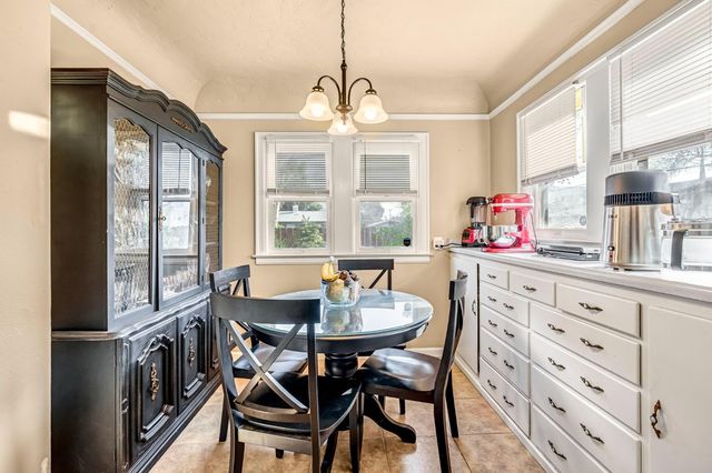 4546 E Iowa Avenue, Fresno, CA 93702