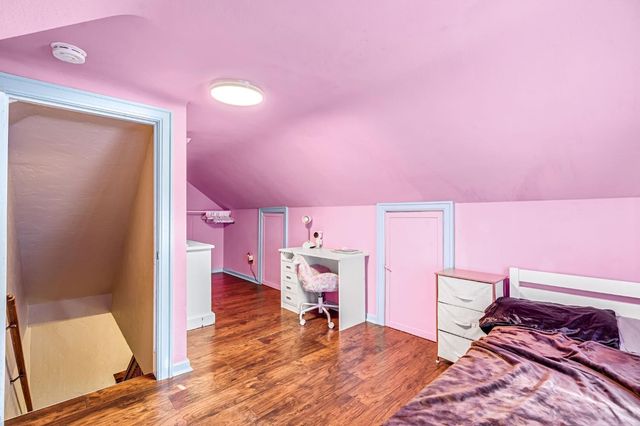 4546 E Iowa Avenue, Fresno, CA 93702