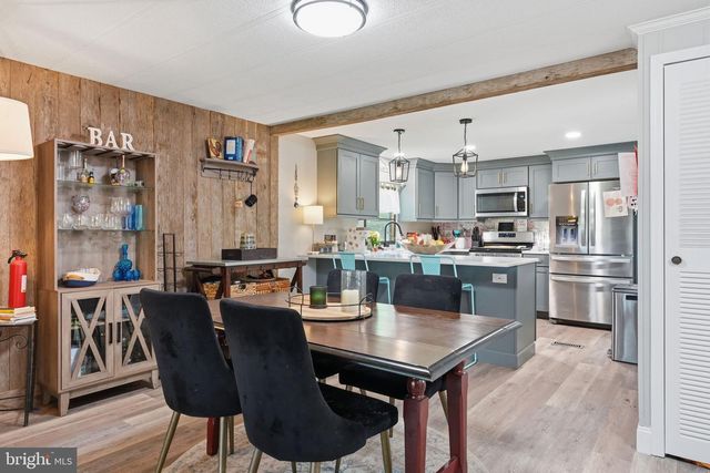 704 FALLON DR, Lancaster, PA 17601